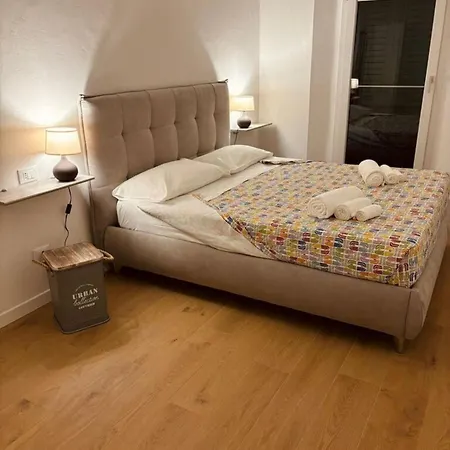 Apartment In D'epoca